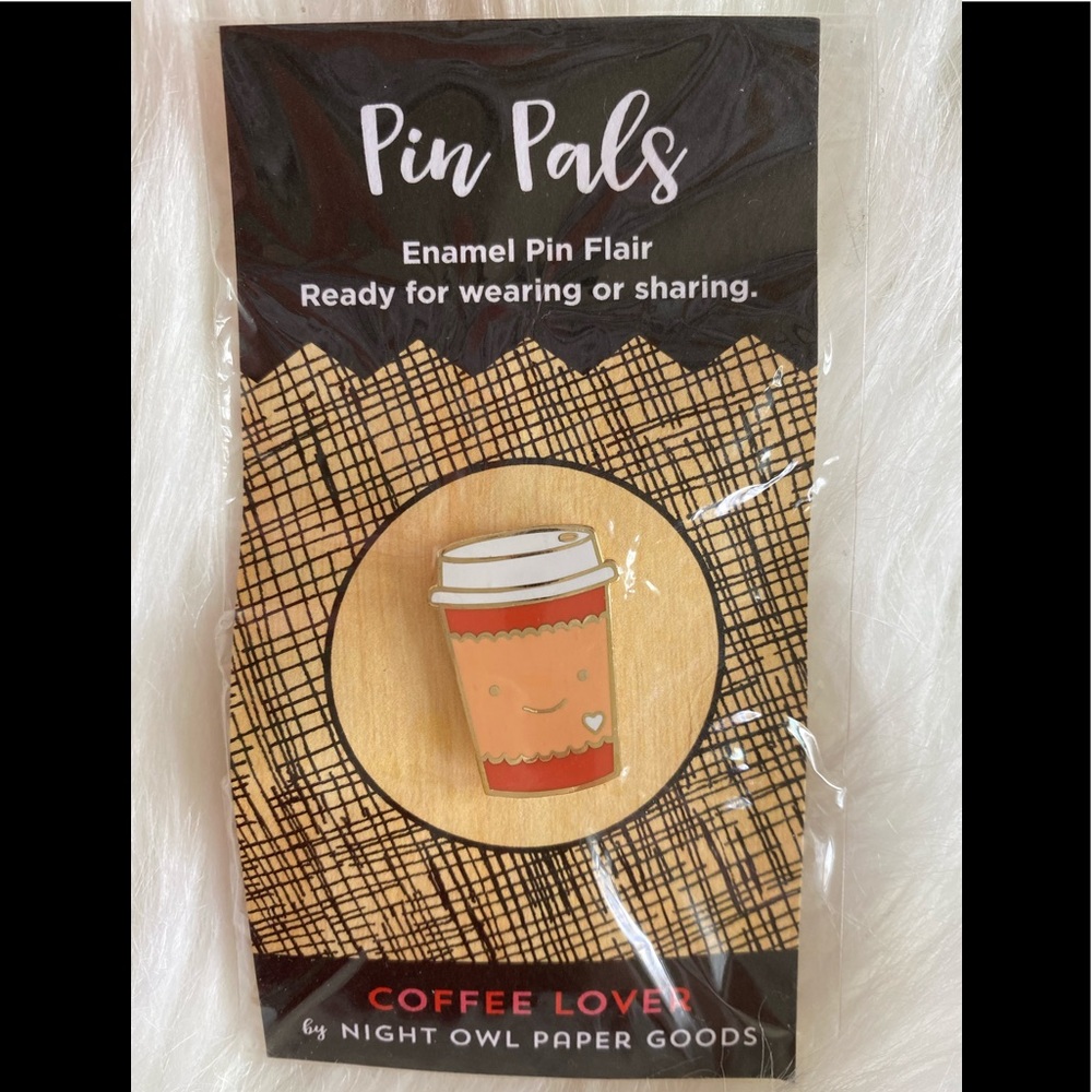 Coffee lover enamel pin💕☕️🍂🎃